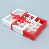 Коробка под 16 конфет с ячейками &laquo;Красивый новый год&raquo; 17.7 х 17.7 х 3.8 см, Новый год