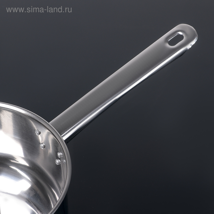 Ковш из нержавеющей стали «Гретель», 1,75 л, 17×9 см, металлическая ручка, цвет серебряный Ковш из нержавеющей стали «Гретель», 1,75 л, 17×9 см, металлическая ручка, цвет серебряный