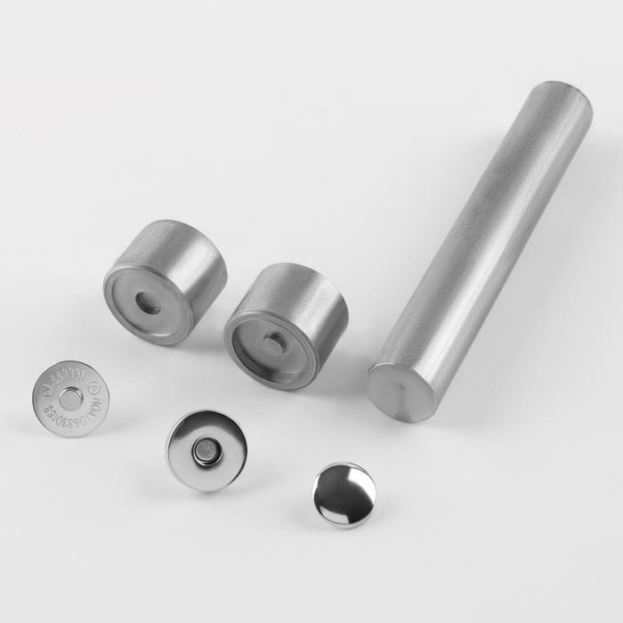 Набор инструментов для ручной установки магнитных кнопок, d = 14 мм Набор инструментов для ручной установки магнитных кнопок, d = 14 мм