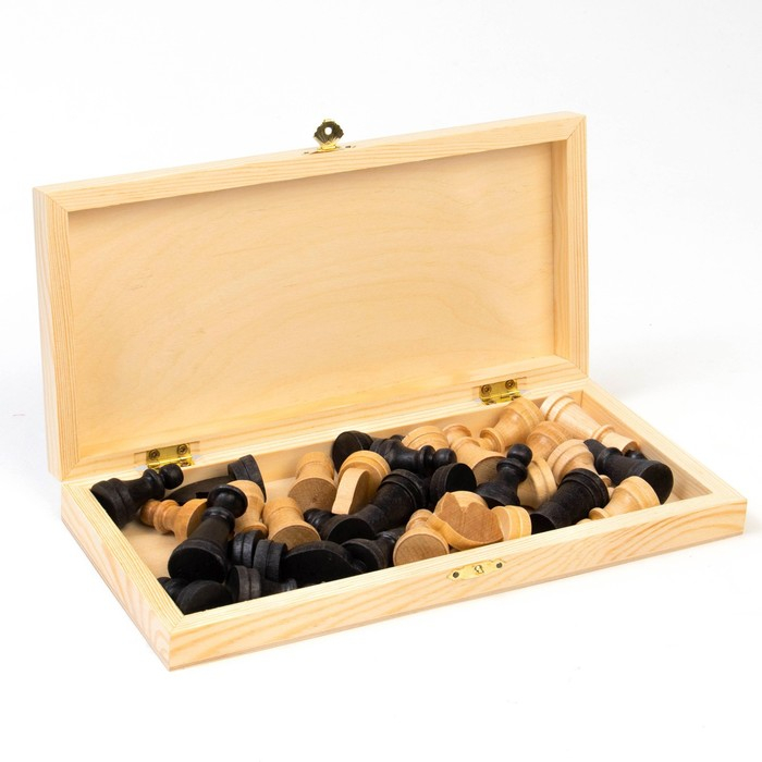 Шахматы деревянные, настольные, король h-7 см, пешка h-4 см, доска 29 х 29 х 4 см