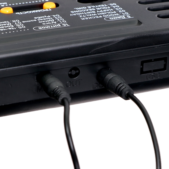 Синтезатор детский «Битмейкер», 37 клавиш, с микрофоном Синтезатор детский «Битмейкер», 37 клавиш, с микрофоном