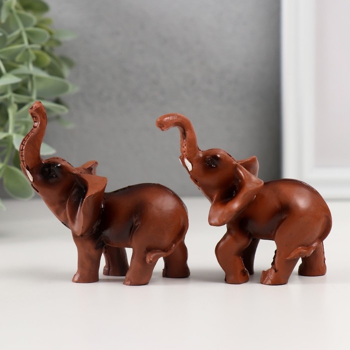 Сувенир Сувенир "Слон" под красное дерево 7х8х3 см МИКС