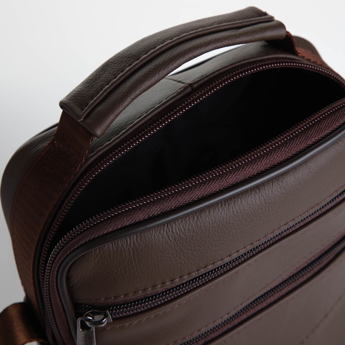Сумка мужская на молниях, длинный ремень, цвет коричневый