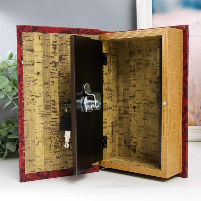 Сейф-книга дерево кожзам Сейф-книга дерево кожзам "Биг-Бен" 21х13х5 см