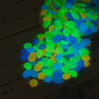 Декоративные камни для аквариума, светящиеся, 8-11 мм, 200 г, микс Декоративные камни для аквариума, светящиеся, 8-11 мм, 200 г, микс