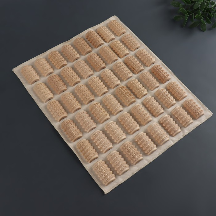 Массажёр &laquo;Коврик&raquo;, 28,5 &times; 33,5 см, деревянный