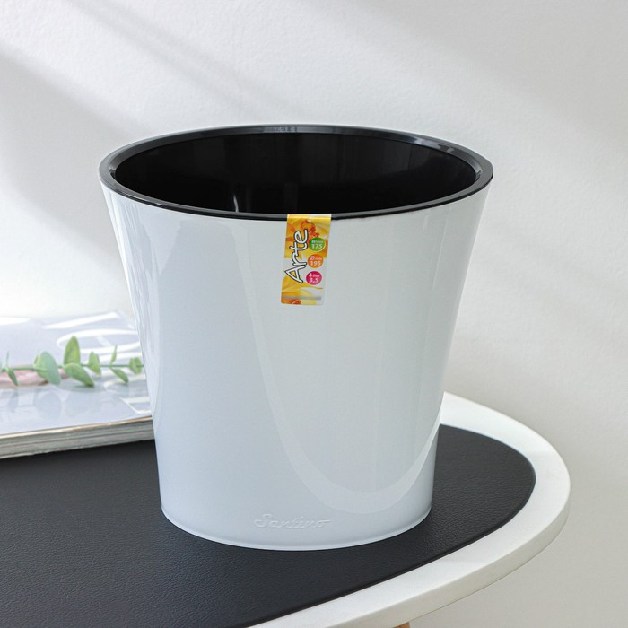 Кашпо для цветов со вставкой &laquo;Арте&raquo;, 3,5 л, цвет бело-чёрный