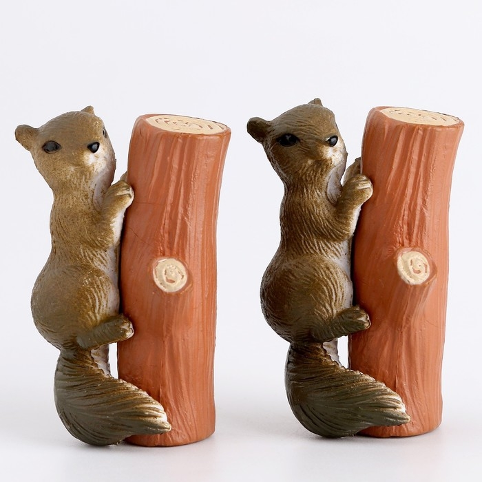 Миниатюра кукольная &laquo;Белочка на дереве&raquo;, набор 2 шт., размер 1 шт. &mdash; 2,5 &times; 5 &times; 2,5 см