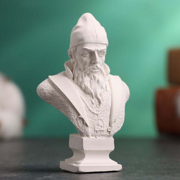 Бюст Бюст "Царь Иван Грозный" белый, 4х2,5х6,5см