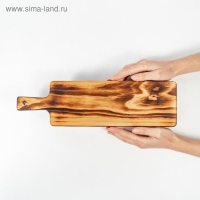 Доска деревянная разделочная, для подачи на ножках из натурального кедра Mаgistrо, 38×10,5×6,5 см, с ручкой, обожжённая Доска деревянная разделочная, для подачи на ножках из натурального кедра Mаgistrо, 38×10,5×6,5 см, с ручкой, обожжённая