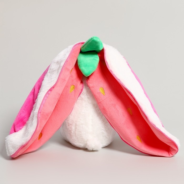 Мягкая игрушка «Зайка-клубника», 35 см, на молнии Мягкая игрушка «Зайка-клубника», 35 см, на молнии