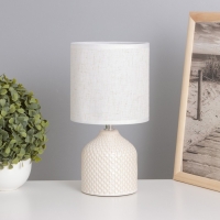 Лампа настольная "Каталина" 1х40Вт Е14 бежевый 13х13х25см Лампа настольная "Каталина" 1х40Вт Е14 бежевый 13х13х25см