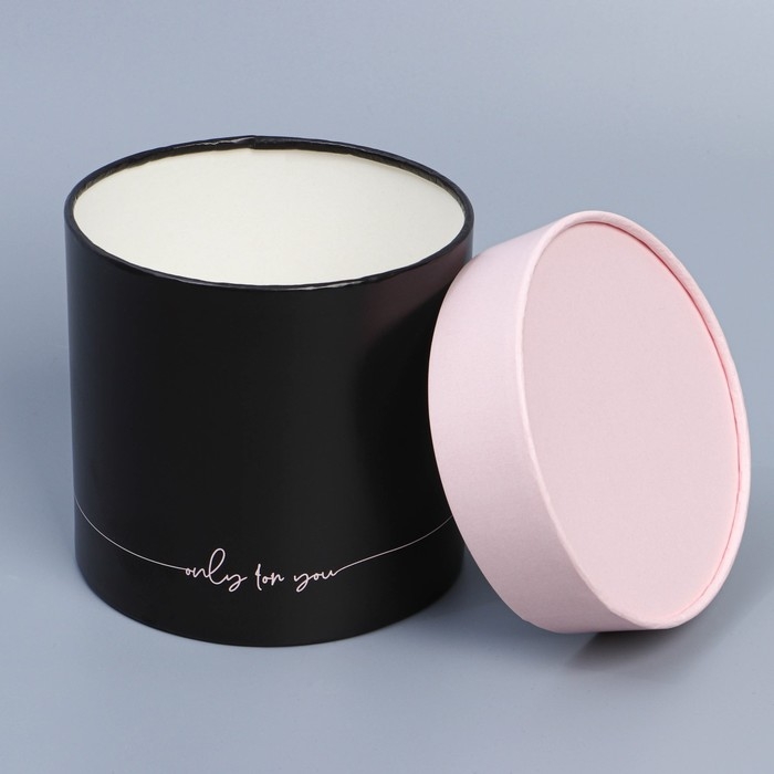 Набор шляпных коробок 2 в 1, упаковка подарочная, «Fashion», 13 х 13, 16 х 16 см Набор шляпных коробок 2 в 1, упаковка подарочная, «Fashion», 13 х 13, 16 х 16 см