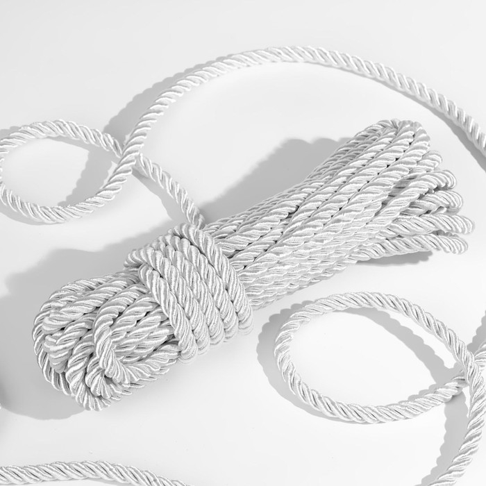 Шнур витой, d = 8 мм, 10 &plusmn; 1 м, цвет серебряный
