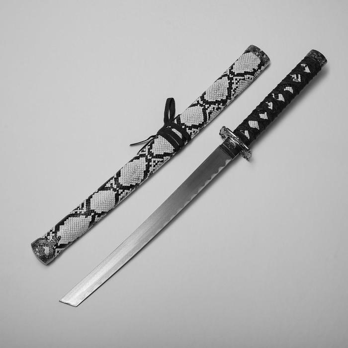 Сувенирное оружие &laquo;Катана на подставке&raquo;, серые ножны под змеиную кожу, 70 см