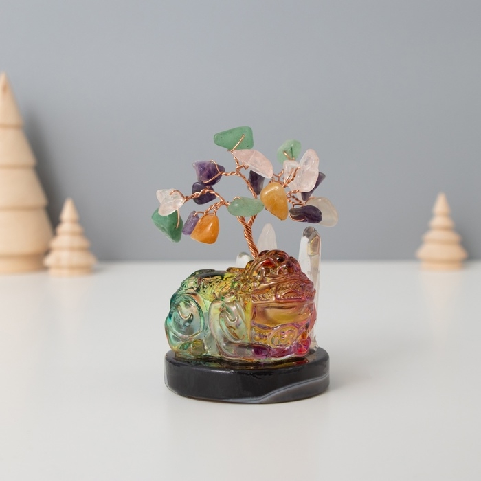 Сувенир стекло, металл Сувенир стекло, металл "Деревце под защитой льва" 18 камней, цветной 5,5х5,5х9 см