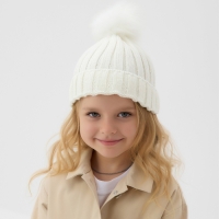 Шапка для девочки MINAKU "Блестящая", р-р 50-52, цв. экрю Шапка для девочки MINAKU "Блестящая", р-р 50-52, цв. экрю