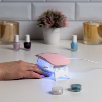 Лампа для гель лака Luazon LUF-22, LED, 6 Вт, 6 диодов, таймер 45/60 с, USB, розовая Лампа для гель лака Luazon LUF-22, LED, 6 Вт, 6 диодов, таймер 45/60 с, USB, розовая