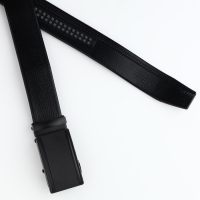 Ремень мужской, ширина 3,5 см, пряжка автомат, цвет чёрный Ремень мужской, ширина 3,5 см, пряжка автомат, цвет чёрный