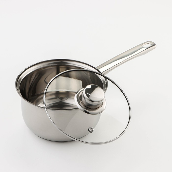 Набор посуды из нержавеющей стали Доляна &laquo;Классика&raquo;, 8 предметов: ковш 1,5 л, 2 кастрюли 2/3 л, сковорода d=24 см, крышки, стенки 0,3 мм, дно 5 мм