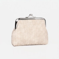 Кошелёк женский на фермуаре, цвет бежевый