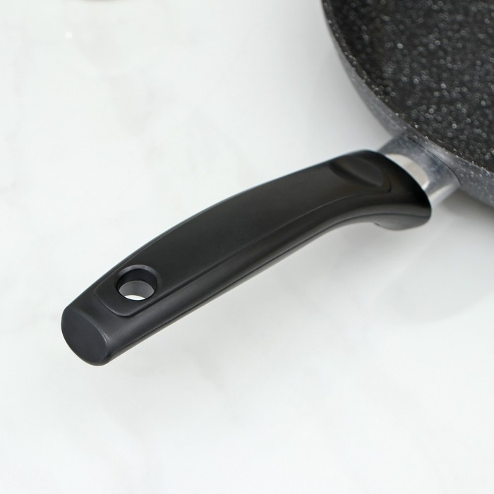 Сковорода Доляна &laquo;Элит&raquo;, d=26 см, литой алюминий, антипригарное покрытие, цвет серый