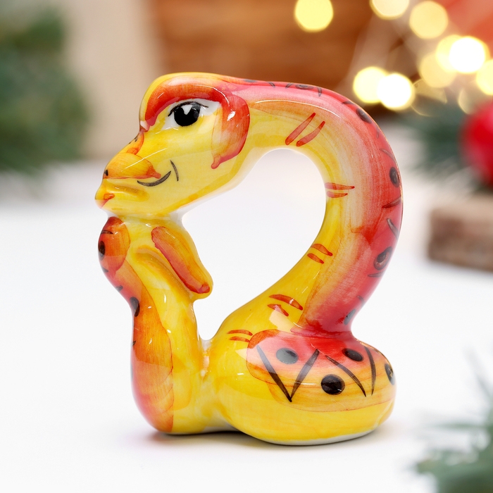 Новый год. Сувенир символ года Новый год. Сувенир символ года "Змей Мыслитель красный", 7 см, фарфор