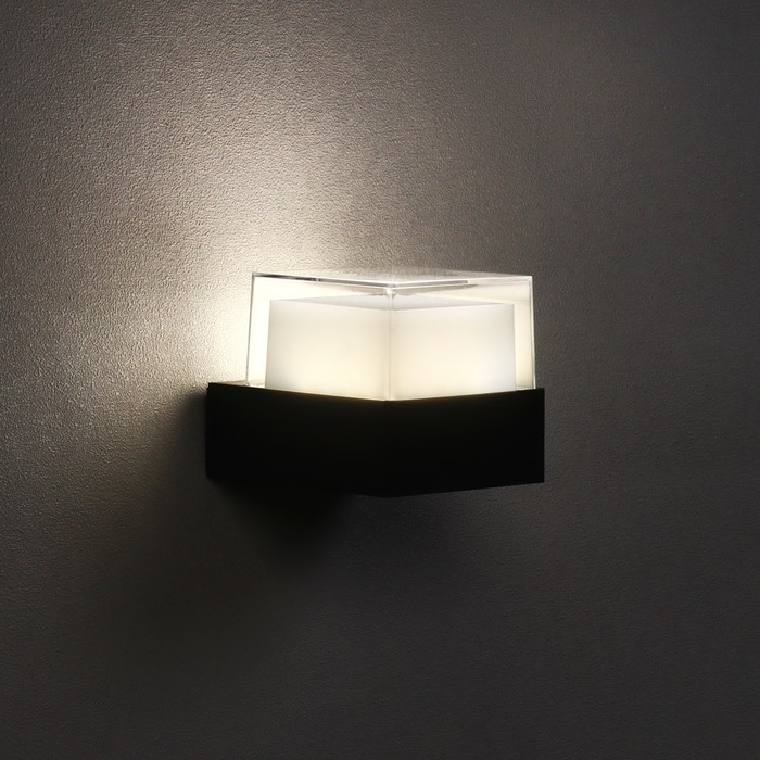 Светильник фасадный «Гранд», FSD-038, 5 Вт, 4000К, IP65, 220 В, пластик, черный Светильник фасадный «Гранд», FSD-038, 5 Вт, 4000К, IP65, 220 В, пластик, черный