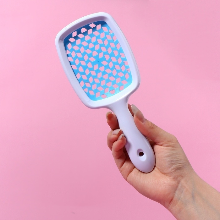 Расчёска массажная, широкая, вентилируемая, 8,5 &times; 20,5 см, PVC коробка, цвет МИКС/белый