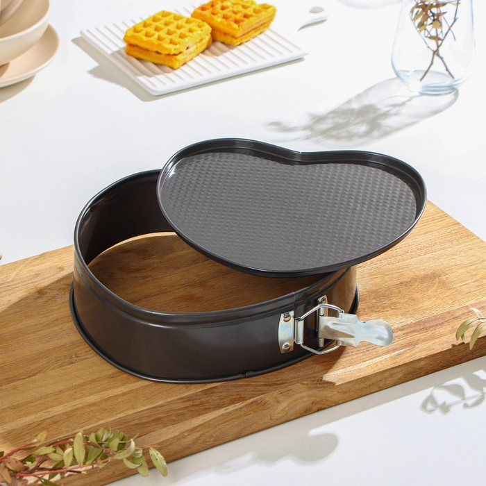 Набор форм для выпечки Доляна «Элин», 3 предмета: d=25/21/26 см, съёмное дно, антипригарное покрытие, цвет чёрный Набор форм для выпечки Доляна «Элин», 3 предмета: d=25/21/26 см, съёмное дно, антипригарное покрытие, цвет чёрный