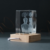 Сувенир стекло подсветка "Прямоугольник. Мыслитель" подставка дерево, USB 7х7х10 Сувенир стекло подсветка "Прямоугольник. Мыслитель" подставка дерево, USB 7х7х10