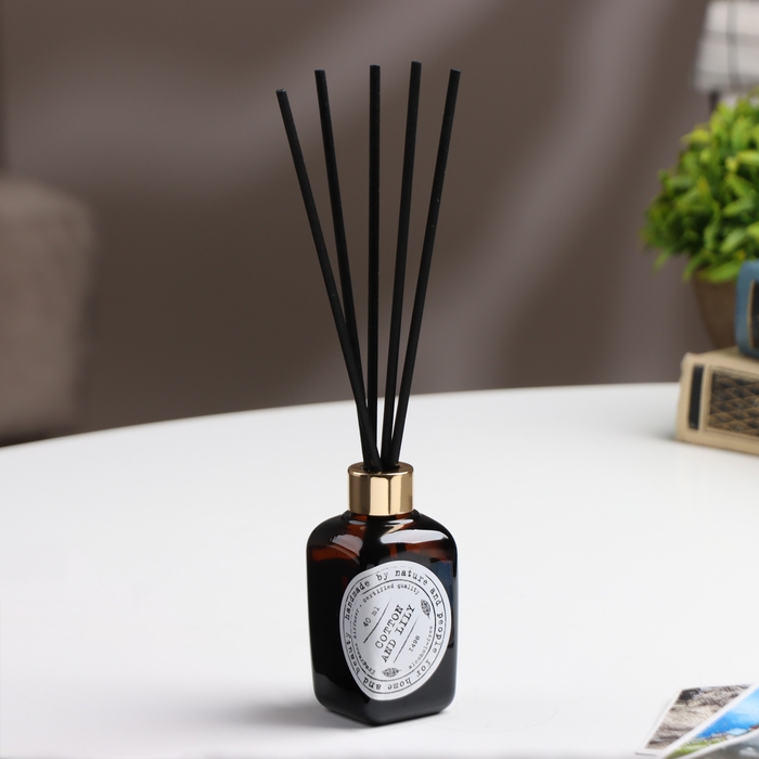 Ароматический диффузор Хлопок и лилия 40 мл. Ароматический диффузор Хлопок и лилия 40 мл.