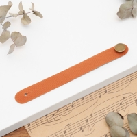 Держатель ремня на гриф Music Life, 20 х 1,5 см, коричневый Держатель ремня на гриф Music Life, 20 х 1,5 см, коричневый