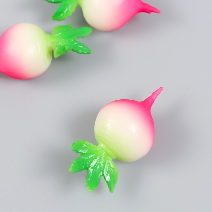 Декор для творчества PVC "Редиска" 5,3х2,5х2,3 см