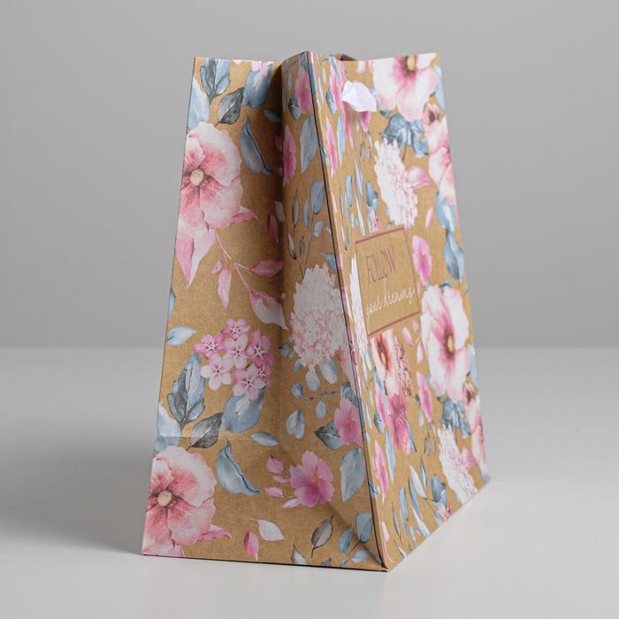 Пакет подарочный крафтовый квадратный, упаковка, «Follow your dreams», 22 х 22 х 11 см Пакет подарочный крафтовый квадратный, упаковка, «Follow your dreams», 22 х 22 х 11 см