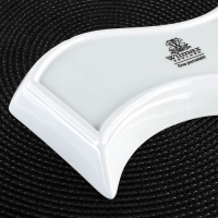 Блюдо фарфоровое Wilmax, 24&times;11 см, цвет белый