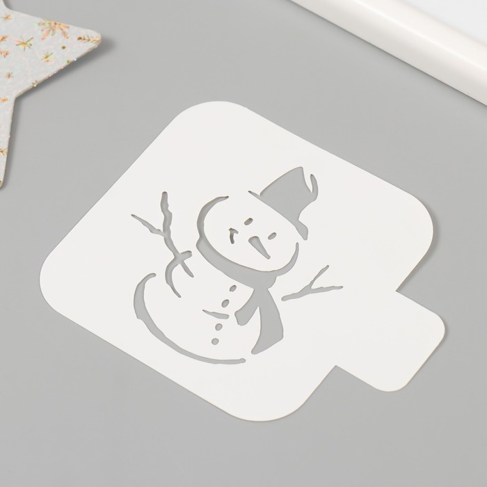 Трафарет новогодний пластиковый "Снеговик", размер 9х9 см