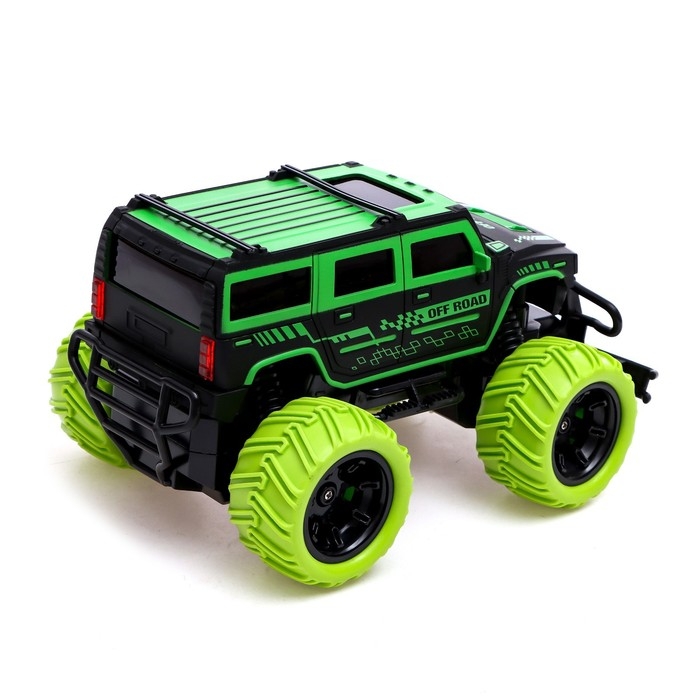 Джип радиоуправляемый «Бигфут», 1:20, работает от аккумулятора, цвет чёрно-зелёный Джип радиоуправляемый «Бигфут», 1:20, работает от аккумулятора, цвет чёрно-зелёный