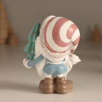 Сувенир полистоун "Новогодний гном с ёлкой, в колпаке съехавшем на один глаз" 8х6х10,5 см Сувенир полистоун "Новогодний гном с ёлкой, в колпаке съехавшем на один глаз" 8х6х10,5 см