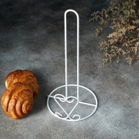 Держатель для бумажных полотенец Доляна «Сердце», 13,5×13,5×28 см, цвет белый Держатель для бумажных полотенец Доляна «Сердце», 13,5×13,5×28 см, цвет белый