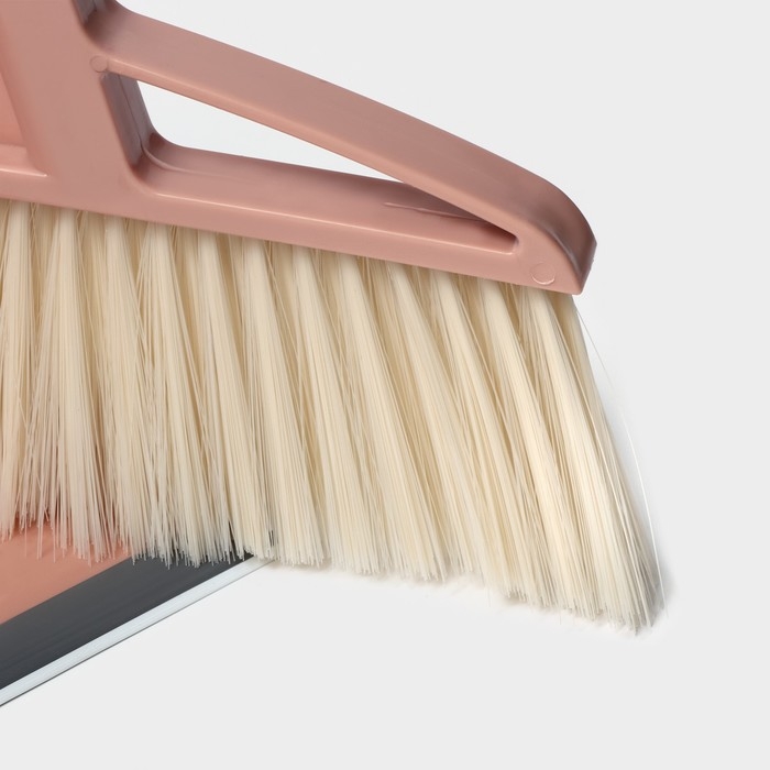 Щётка для пола Доляна: щётка 23&times;88 см, совок 26&times;26&times;73 см, цвет бежевый