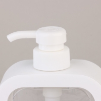 Дозатор для жидкого мыла &laquo;Эстетика&raquo;, белый, 300 мл.