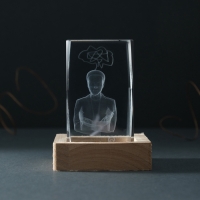 Сувенир стекло подсветка "Прямоугольник. Мыслитель" подставка дерево, USB 7х7х10 Сувенир стекло подсветка "Прямоугольник. Мыслитель" подставка дерево, USB 7х7х10