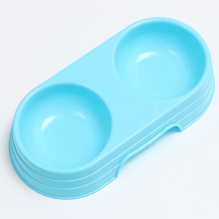 Миска пластиковая двойная Миска пластиковая двойная "Дуэт", 24 х 12,5 х 4,5 см, голубая