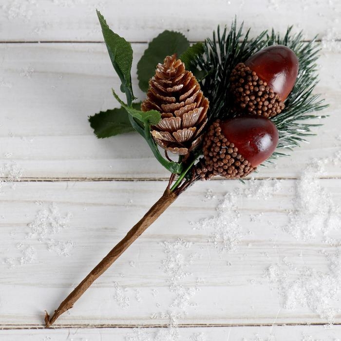 Декор Декор "Зимнее очарование" два жёлудя с шишкой на ветке, 15 см