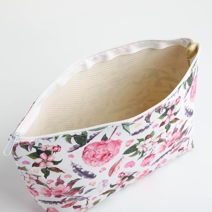 Косметичка на молнии, цвет белый/разноцветный Косметичка на молнии, цвет белый/разноцветный