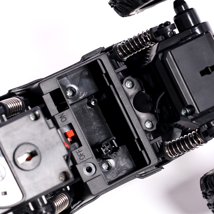 Джип радиоуправляемый &laquo;Покоритель&raquo;, управление с телефона, работает от аккумулятора, цвет чёрный