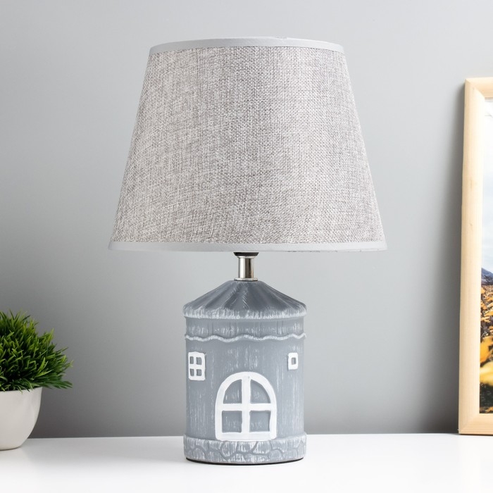 Настольная лампа Настольная лампа "Мейзон" E14 40Вт серый 22,5х22,5х33,5 см RISALUX