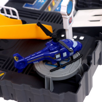 Парковка &laquo;Полиция&raquo;, в чемодане