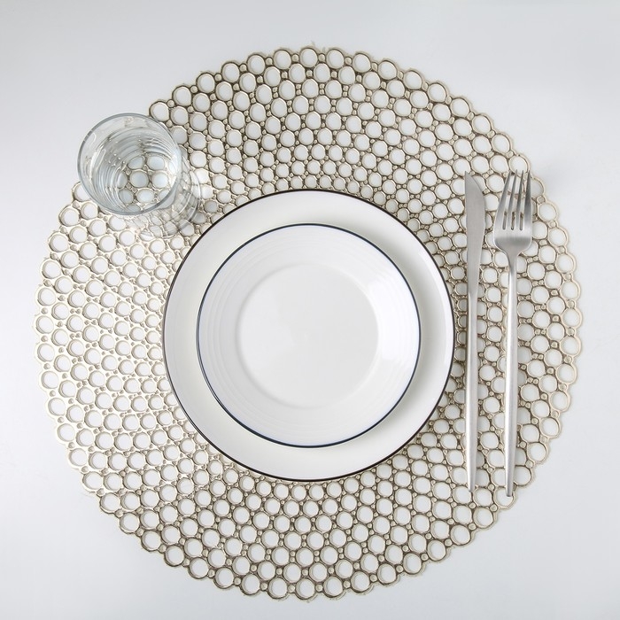 Салфетка сервировочная на стол &laquo;Роса&raquo;, 38&times;38 см, цвет золотой